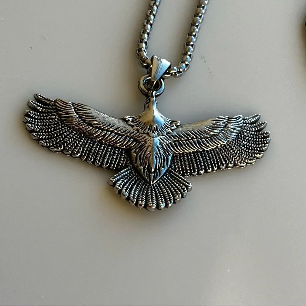 Vintage style Eagle Pendant Necklace With Stainless Steel Chain‎